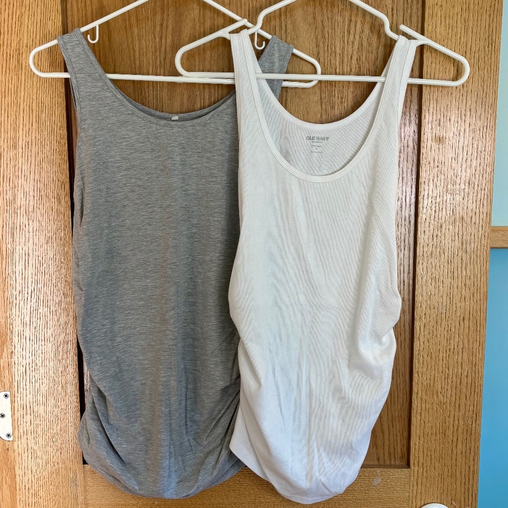 Bundle of 2 Maternity Tank Tops Size Medium - Grey & White